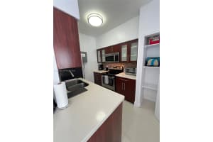 1100 Collins Ave 303 Miami Beach, FL 33139 - MLS#A11973265