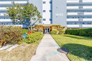 1445 Atlantic Shores Blvd 210 Hallandale Beach, FL 33009 - MLS#A11973271