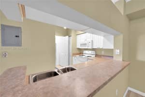 17150 N Bay Rd 2210 Sunny Isles Beach, FL 33160 - MLS#A11973277