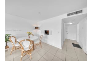 1530 191st St , Miami, FL 33179 - MLS#A11973282