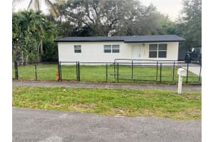 1270 Ne 207th Ter Miami, FL 33179 - MLS#A11973288