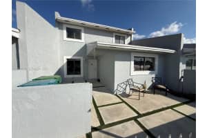 5685 Nw 194th Ln Miami Gardens, FL 33055 - MLS#A11973310