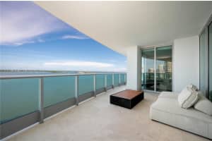 1331 Brickell Bay Dr 1801, Miami