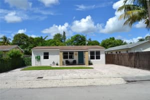 1529 Nw 2nd Ave Fort Lauderdale, FL 33311 - MLS#A11973364