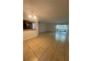 9487 SW 76th St APT M8, Miami, FL 33173, - MLS#A11973367