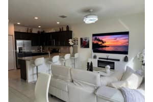 3400 W 92nd Pl Hialeah, FL 33018 - MLS#A11973369