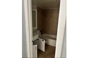 3211 Sw 44th St 117 Dania Beach, FL 33312 - MLS#A11973375