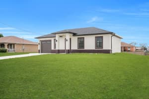 4003 10th St SW, Lehigh Acres, FL 33976, - MLS#A11973388