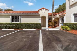 1411 Cottonwood Cir Weston, FL 33326 - MLS#A11973428