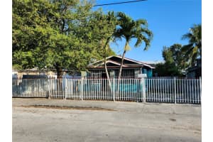 227 Nw 33rd St Miami, FL 33127 - MLS#A11973446