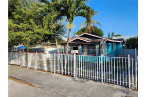 227 Nw 33rd St Miami, FL 33127 - MLS#A11973446