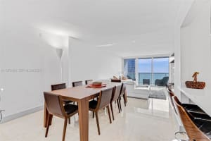 100 Bayview Dr APT 2007, Sunny Isles Beach, FL 33160, - MLS#A11973450
