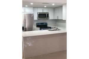 8883 Fontainebleau Blvd Apt 101-A, Miami, FL 33172, - MLS#A11973471
