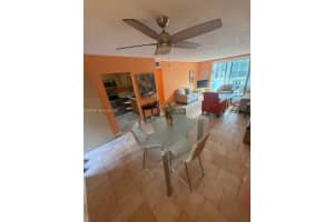 2801 Somerset Dr 105 Lauderdale Lakes, FL 33311 - MLS#A11973489