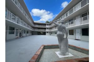 1698 Jefferson Ave APT 36, Miami Beach, FL 33139, - MLS#A11973524