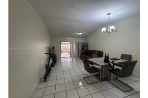 5252 Sw 139th Pl 5252 Miami, FL 33175 - MLS#A11973542