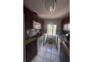 5252 Sw 139th Pl 5252 Miami, FL 33175 - MLS#A11973542