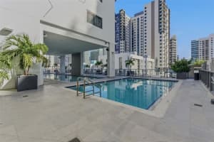 229 Sw 9th St 407, Miami