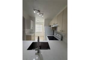 8336 Nw 10th St 8h Miami, FL 33126 - MLS#A11973547