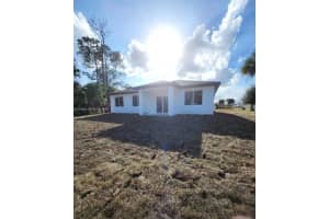 718 Robert Ave Lehigh Acres, FL 33936 - MLS#A11973554