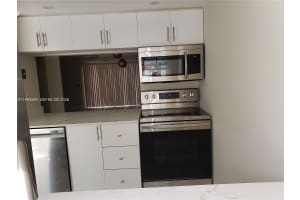 313 Waterside Dr 313 Hypoluxo, FL 33462 - MLS#A11973556