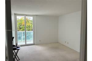 100 Bayview Dr APT 217, Sunny Isles Beach, FL 33160, - MLS#A11973572