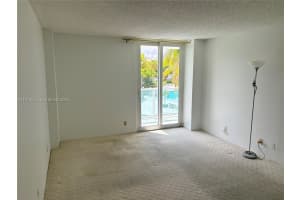 100 Bayview Dr APT 217, Sunny Isles Beach, FL 33160, - MLS#A11973572