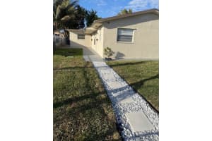 11063 Sw 5th St 11063 Sweetwater, FL 33174 - MLS#A11973592