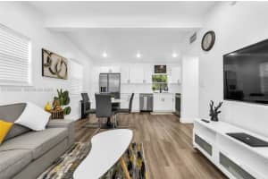 272 Nw 31st Ave Fort Lauderdale, FL 33311 - MLS#A11973608