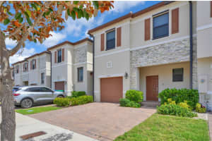 10011 Sw 231st Ln Miami, FL 33190 - MLS#A11973622