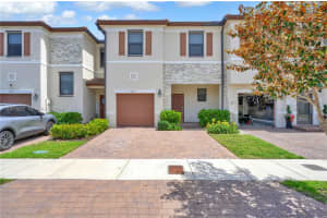 10011 Sw 231st Ln Miami, FL 33190 - MLS#A11973622