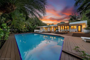 2815 Regatta Ave Miami Beach, FL 33140 - MLS#A11973688