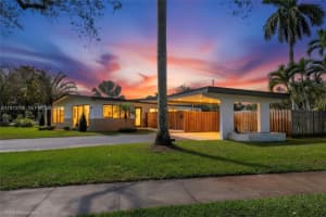 6260 Plantation Rd, Plantation