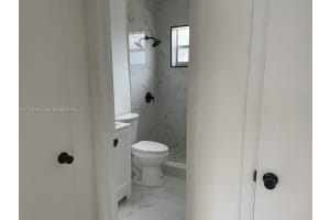 6025 Polk St 2 Hollywood, FL 33024 - MLS#A11973720