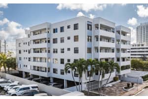 6725 Harding Ave 204, Miami Beach