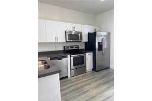 8807 Nw 76th Drive Tamarac, FL 33321 - MLS#A11973807