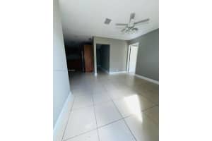 7701 Sw 10th Ct 3 North Lauderdale, FL 33068 - MLS#A11973816