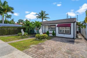 2220 16th Terrace, Miami, FL 33145 - MLS#A11973850