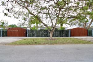 15300 Sw 299th St Homestead, FL 33033 - MLS#A11973858