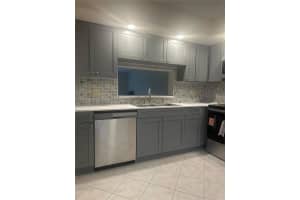 12800 Sw 7th Ct 306g, Pembroke Pines