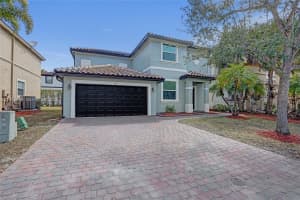 847 Nw 127th Ave Coral Springs, FL 33071 - MLS#A11973876