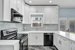 847 Nw 127th Ave Coral Springs, FL 33071 - MLS#A11973876