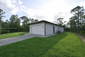 415 Higland Ave Lehigh Acres, FL 33972 - MLS#A11973882