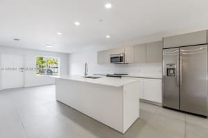 2505 Ne 193rd St 4116 Miami, FL 33180 - MLS#A11973894