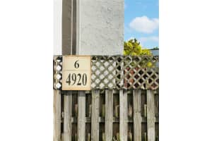 4920 Nw 79th Ave 204 Doral, FL 33166 - MLS#A11973896