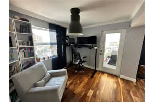 401 Golden Isles Dr 1013 Hallandale Beach, FL 33009 - MLS#A11973906