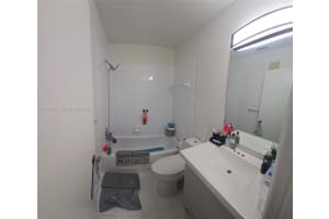 12140 Sw 4th St Pembroke Pines, FL 33025 - MLS#A11973910