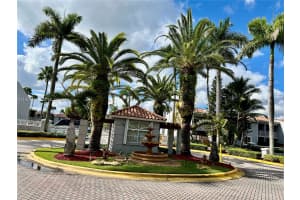 4712 Nw 114th Ave 102 Doral, FL 33178 - MLS#A11973916