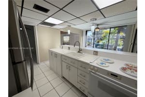 6502 Miami Lakes Dr E 6502 Miami Lakes, FL 33014 - MLS#A11973936