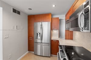 3675 N Country Club Dr APT 1803, Aventura, FL 33180, - MLS#A11973963